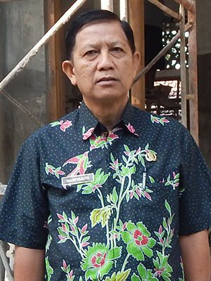 Drs. Hariyanto Drs. Hariyanto